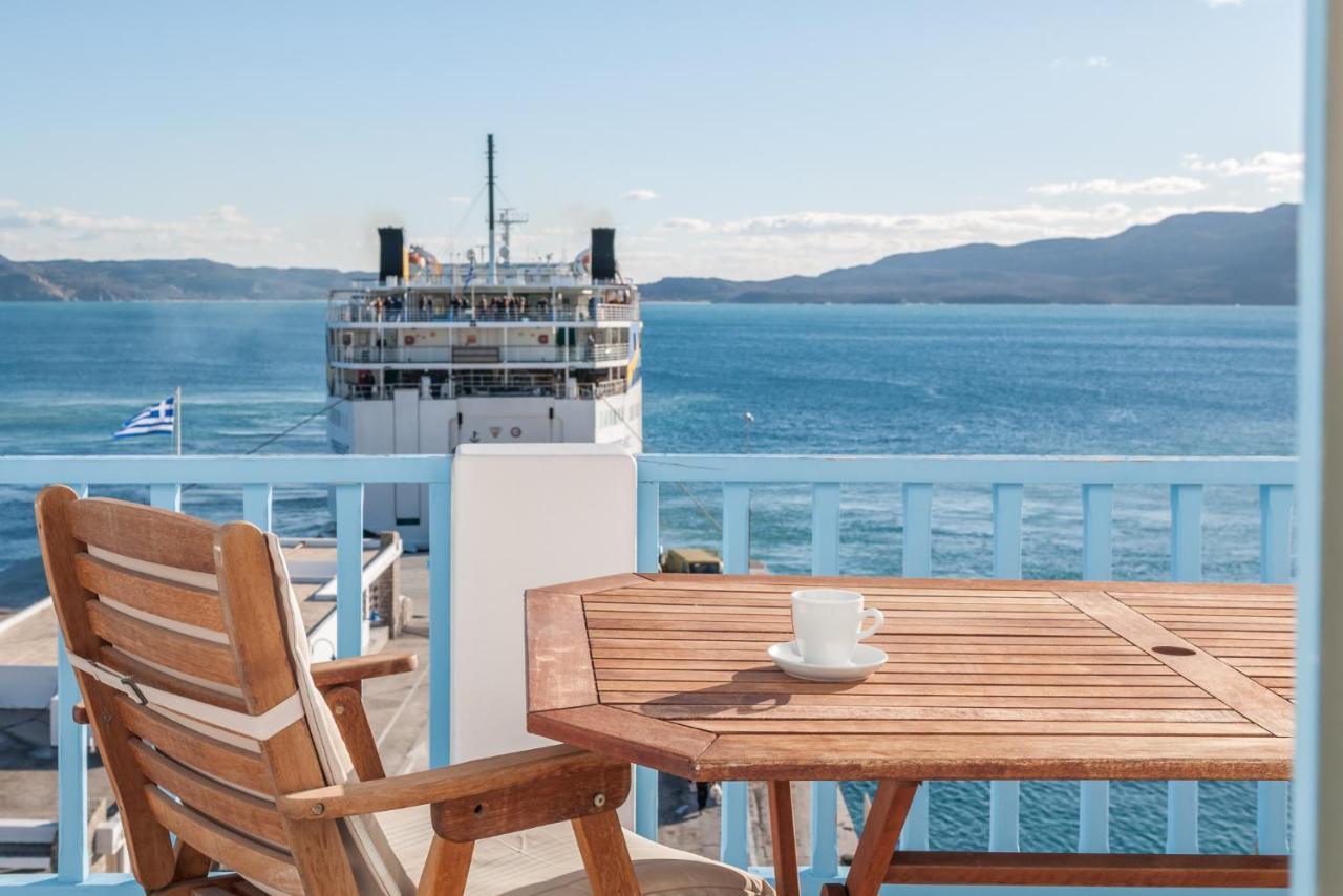 Il Porto Di Milos Adamantas  Exterior foto